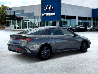 2026 Hyundai ELANTRA HYBRID SEL Sport