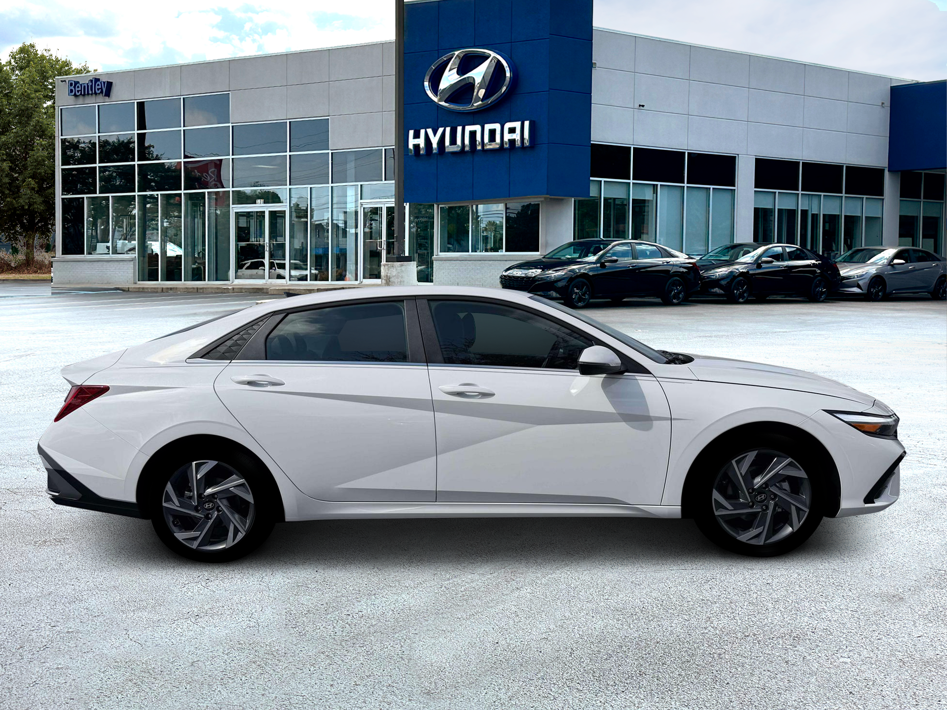 2026 Hyundai ELANTRA HYBRID Limited