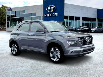 2026 Hyundai VENUE SEL W/Two-Tone Roof