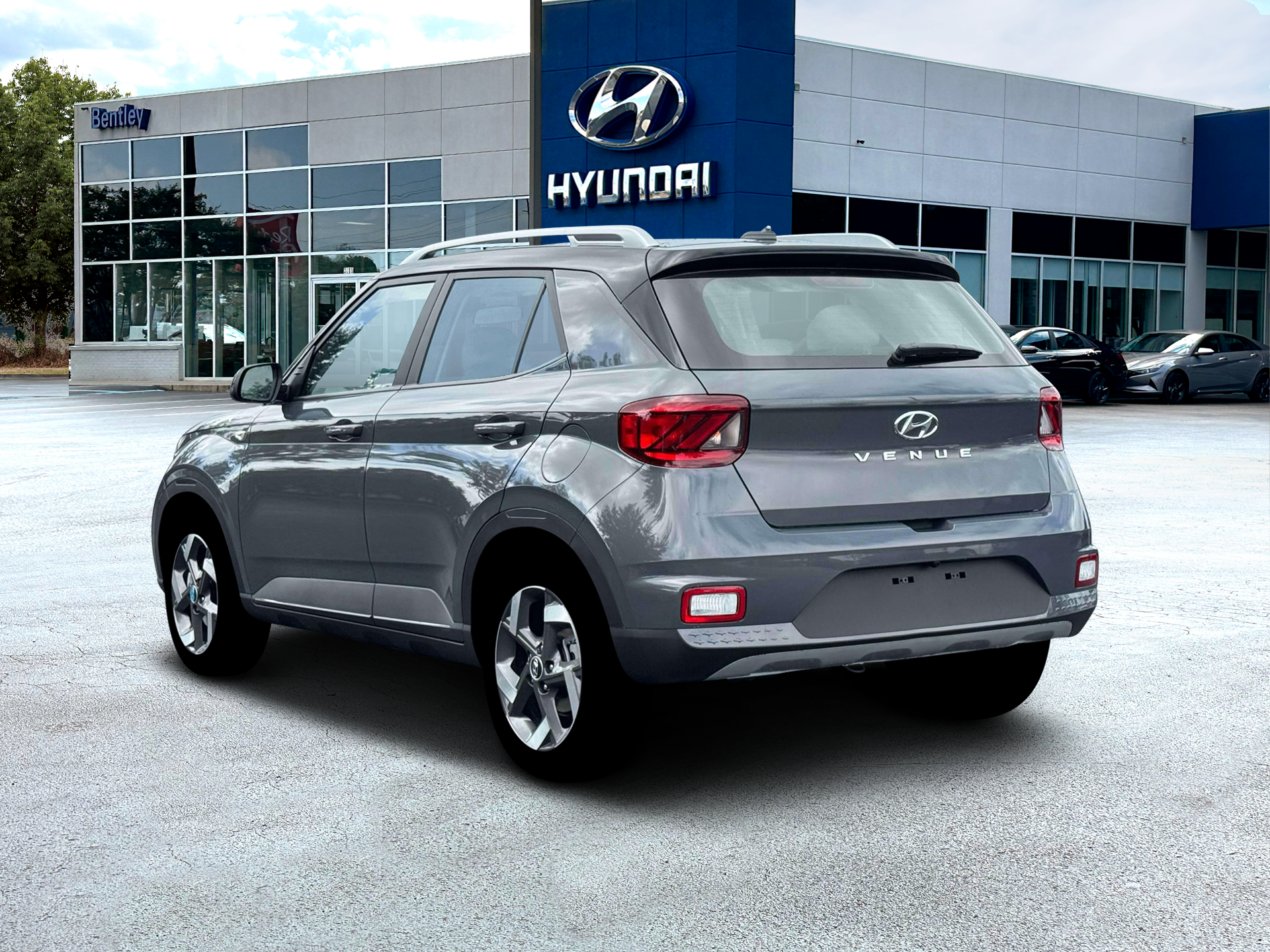 2026 Hyundai VENUE SEL W/Two-Tone Roof