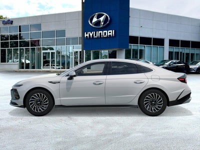 2026 Hyundai SONATA HYBRID SEL