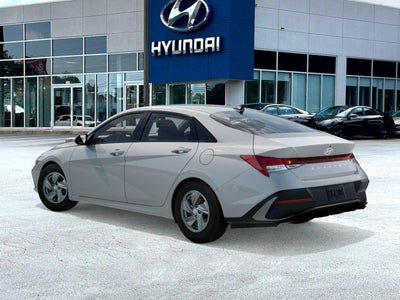 2026 Hyundai ELANTRA SE