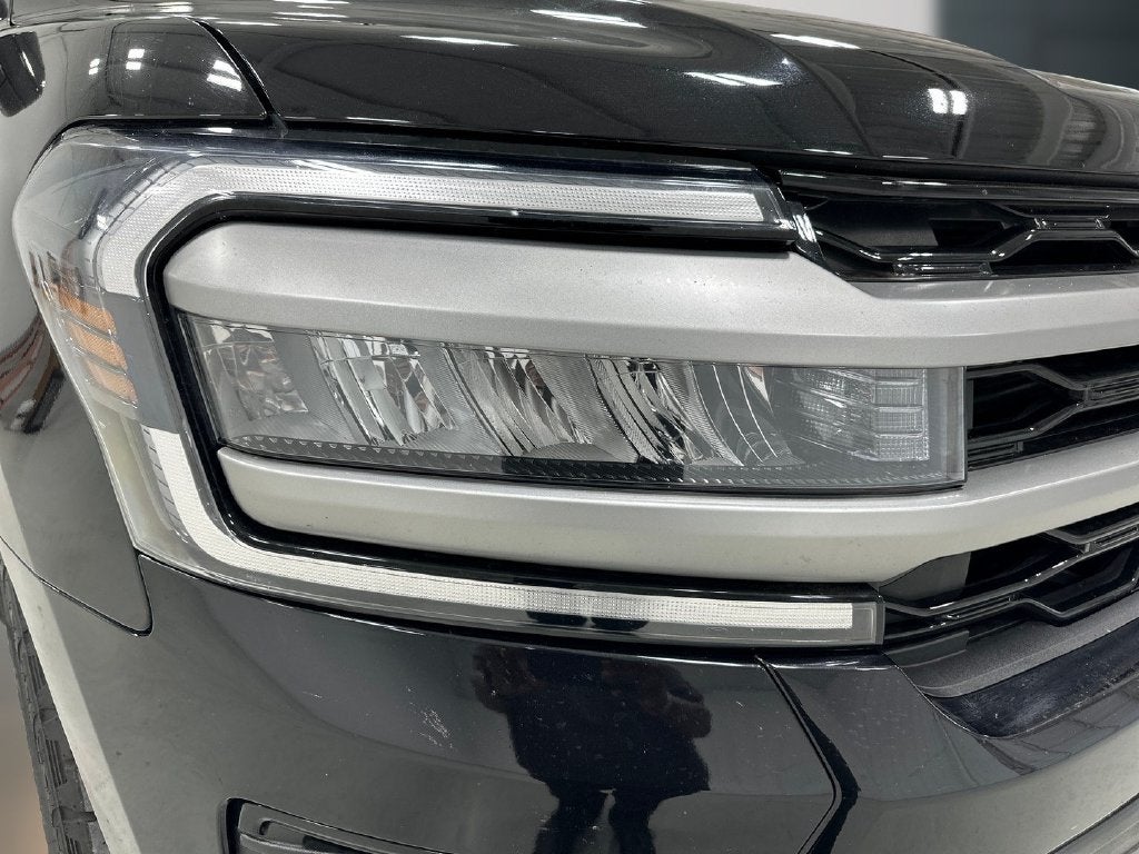 2024 Ford Expedition Max XLT Black Accent