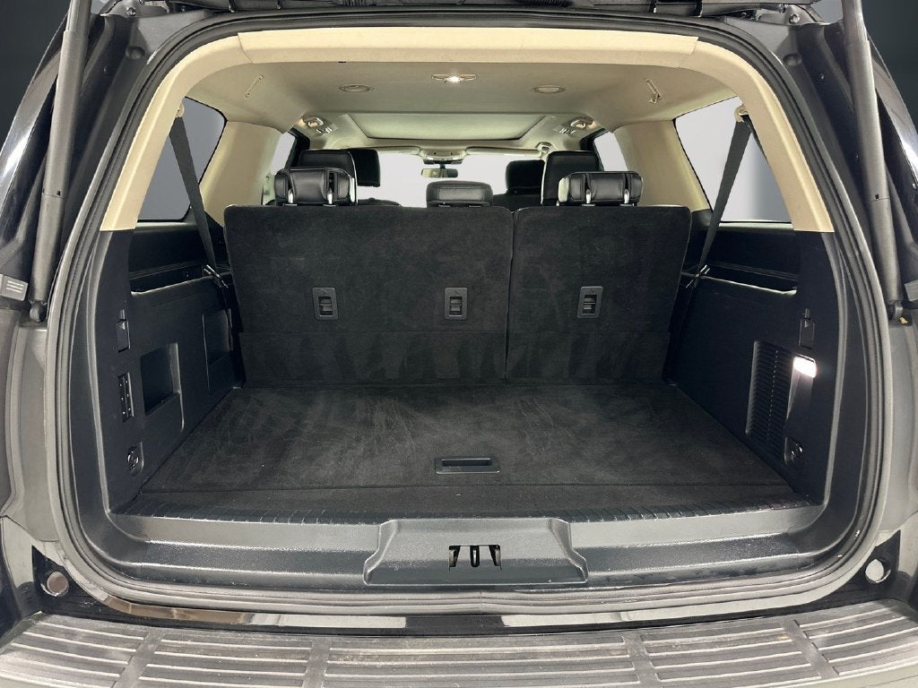 2024 Ford Expedition Max XLT Black Accent