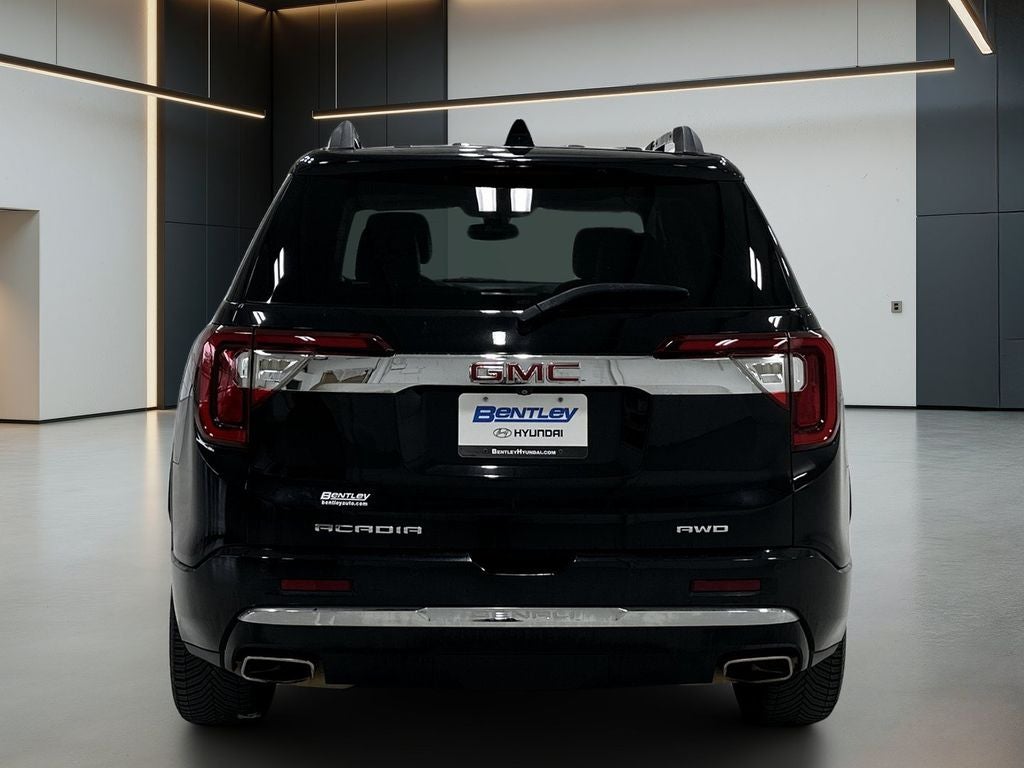 2020 GMC Acadia Denali