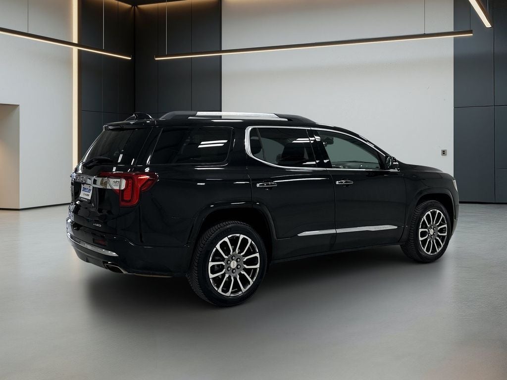 2020 GMC Acadia Denali