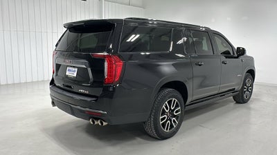 2022 GMC Yukon XL AT4