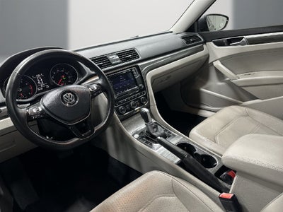 2018 Volkswagen Passat 2.0T SE