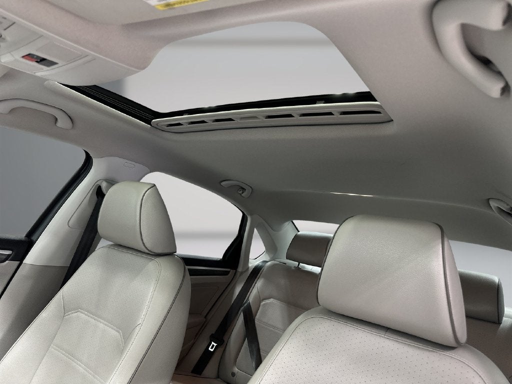 2018 Volkswagen Passat 2.0T SE