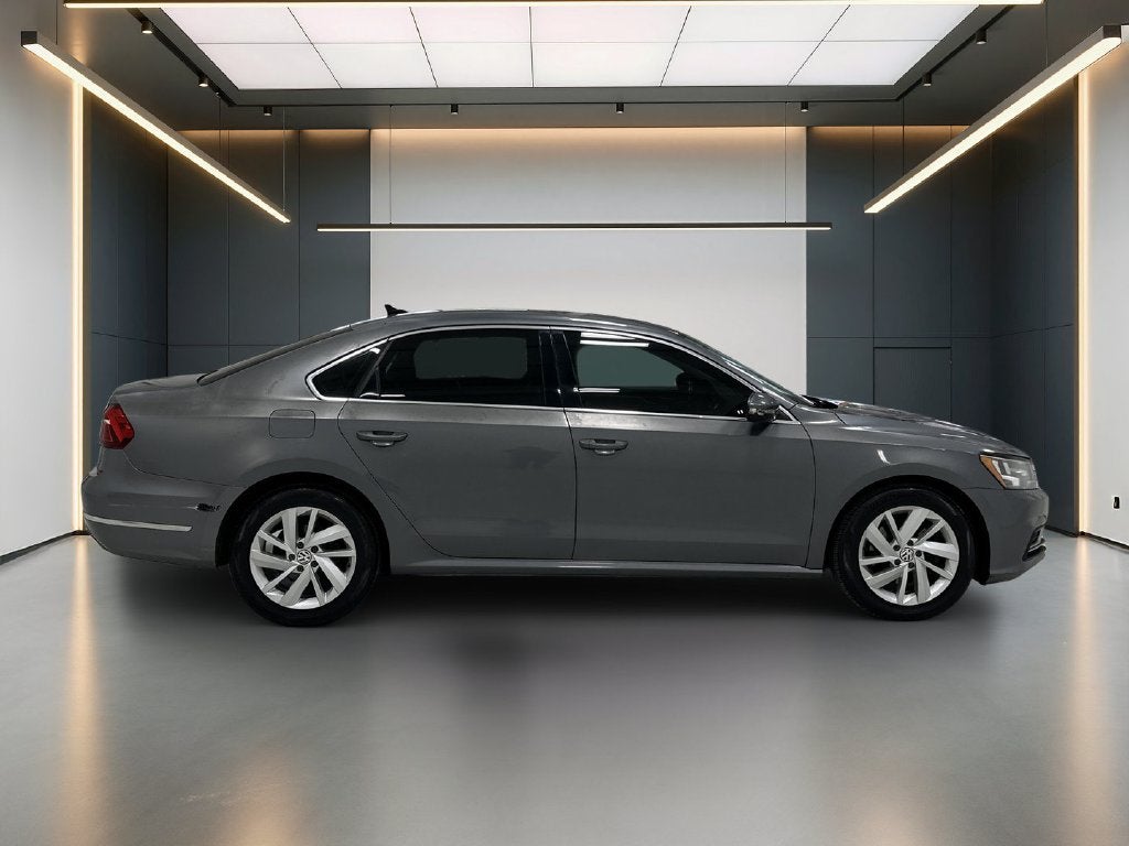 2018 Volkswagen Passat 2.0T SE