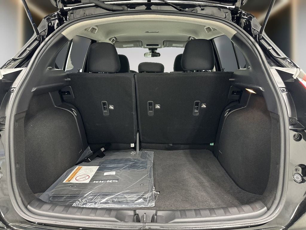 2024 Nissan Kicks S
