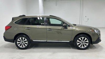 2019 Subaru Outback 2.5i Touring