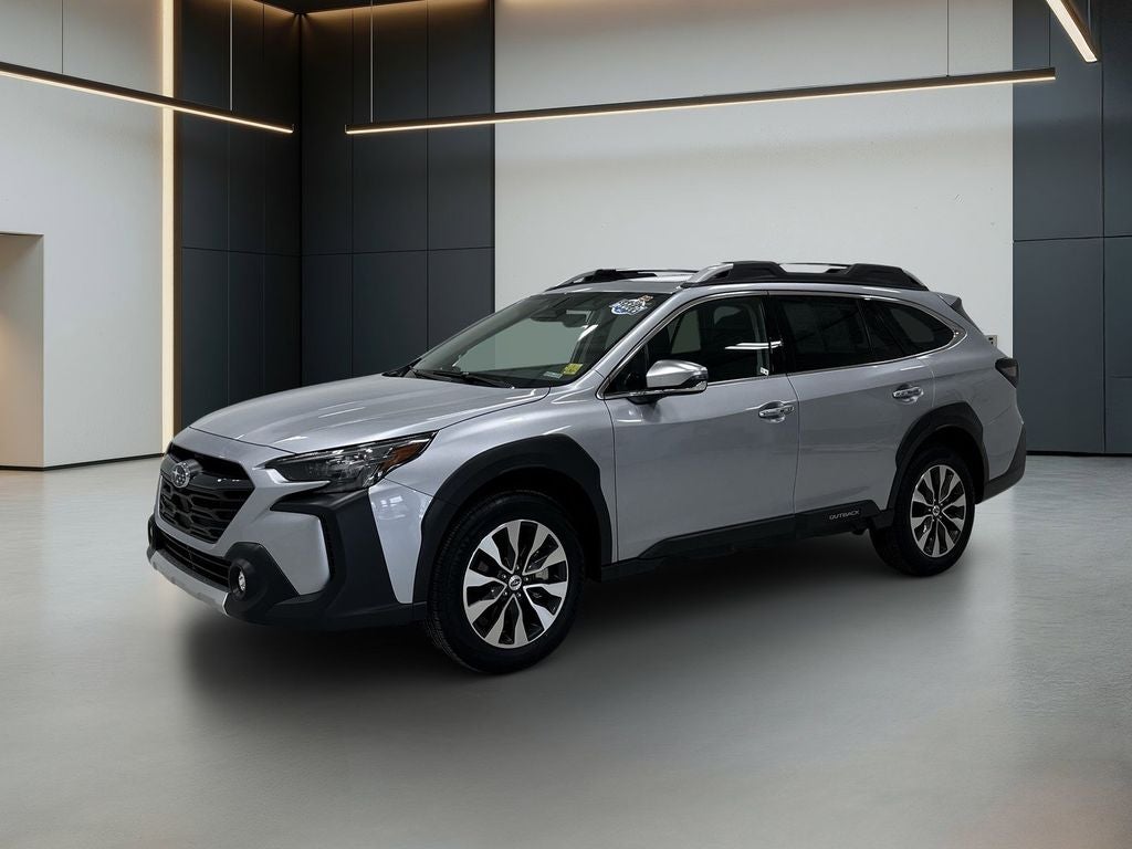2025 Subaru Outback Touring XT's photo