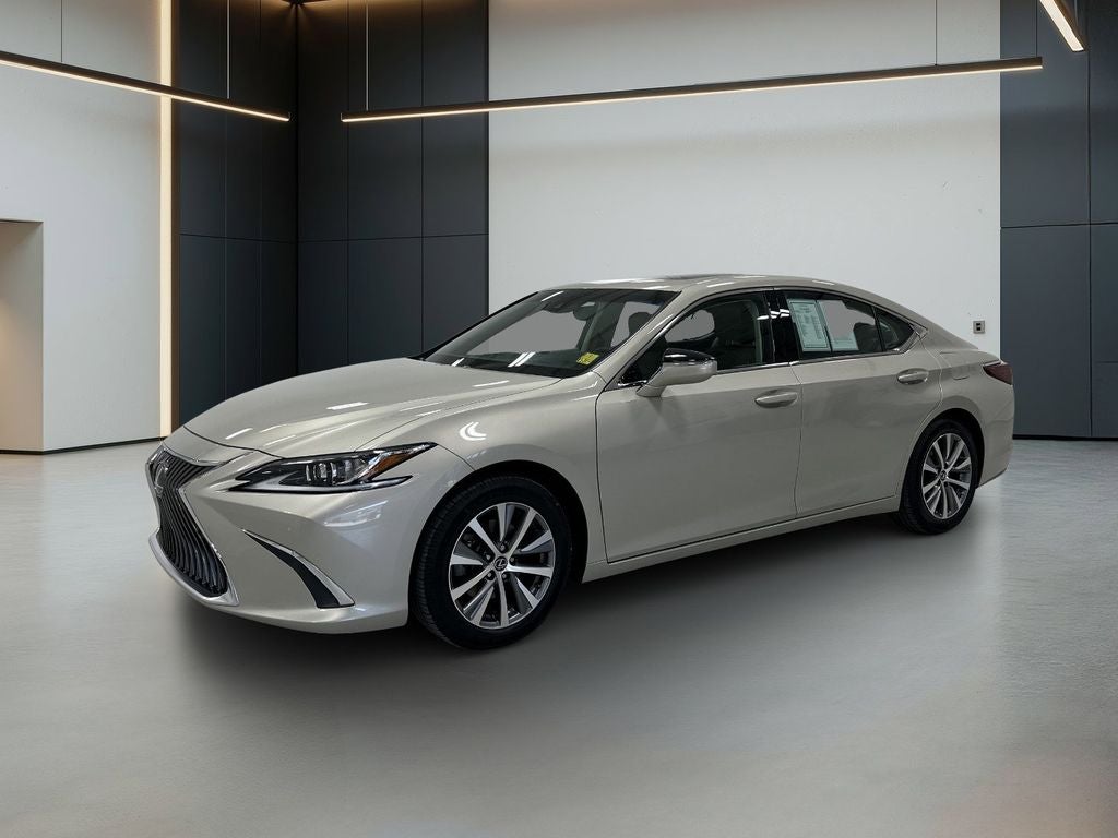 2021 Lexus ES 350 350's photo