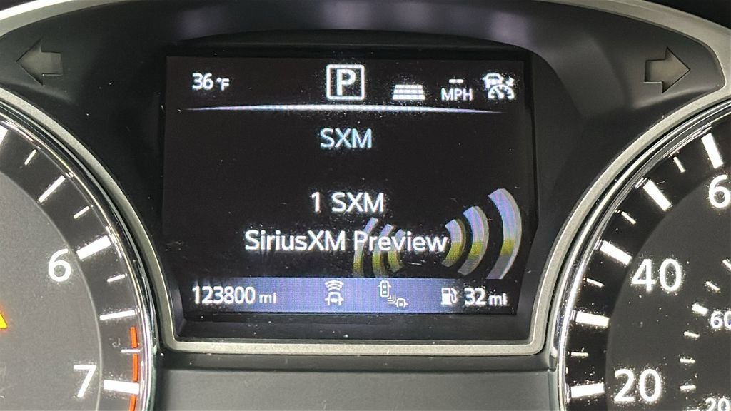 2017 Nissan Pathfinder Platinum