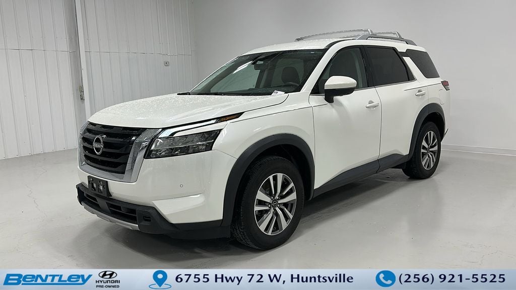 2023 Nissan Pathfinder SL