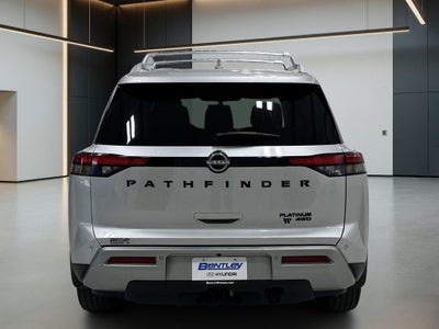 2023 Nissan Pathfinder Platinum