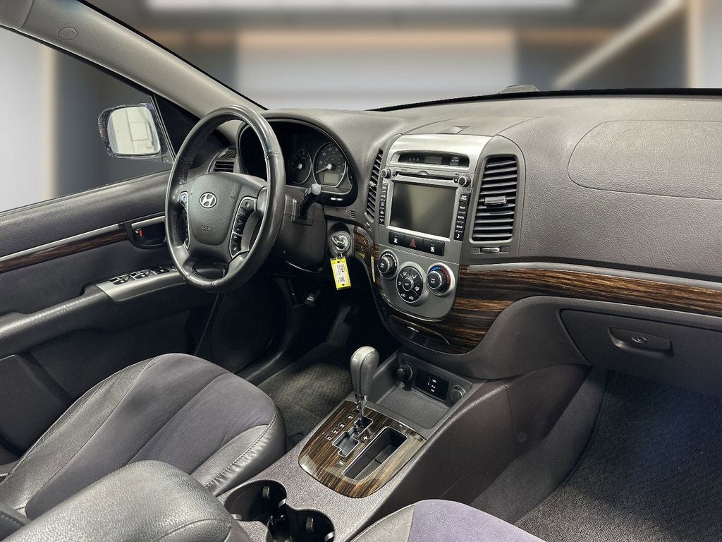 2010 Hyundai SANTA FE SE