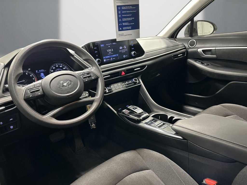 2022 Hyundai SONATA SE