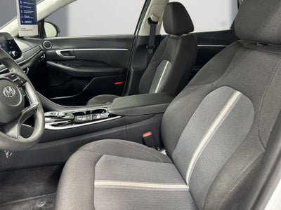 2022 Hyundai SONATA SE