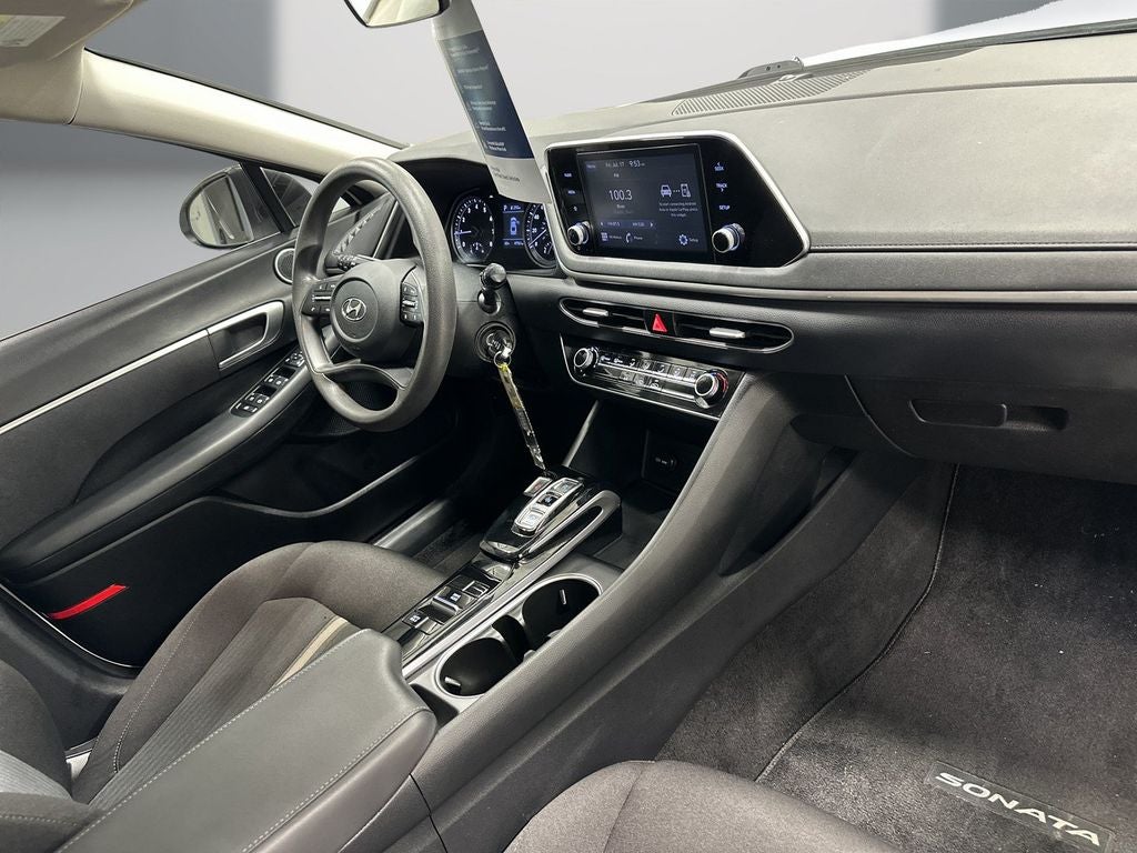 2022 Hyundai SONATA SE
