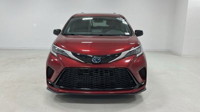 2021 Toyota Sienna XSE 7 Passenger