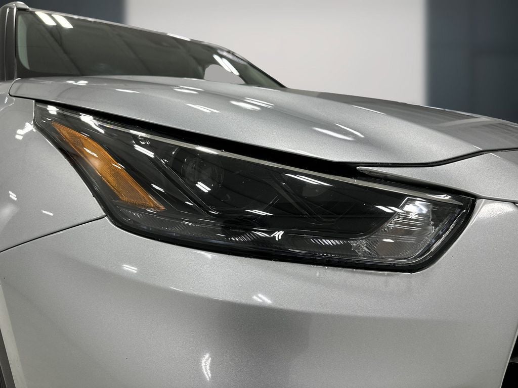 2025 Toyota Highlander XLE