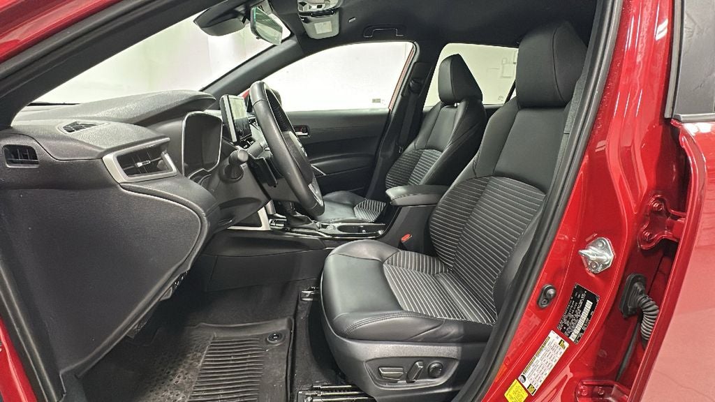 2024 Toyota Corolla Cross Hybrid XSE