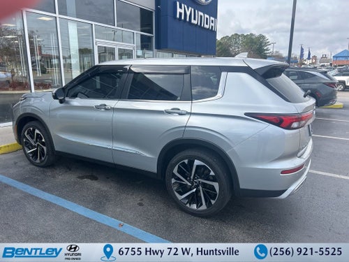 2022 Mitsubishi Outlander SE