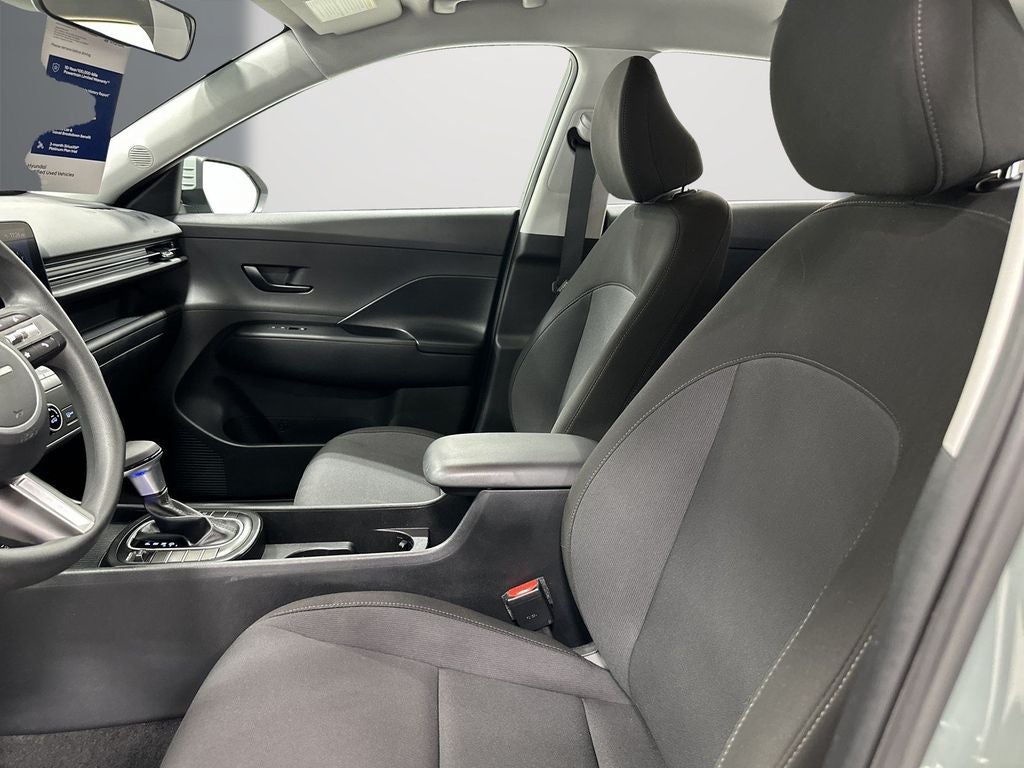 2024 Hyundai KONA SE