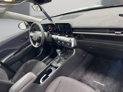 2024 Hyundai KONA SE