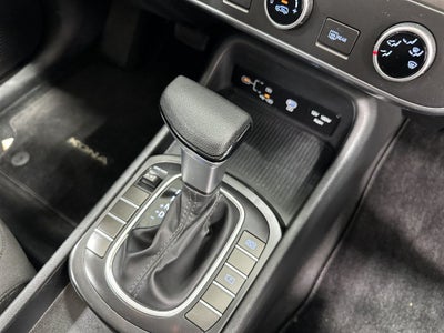 2024 Hyundai KONA SE
