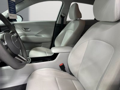 2025 Hyundai KONA SE