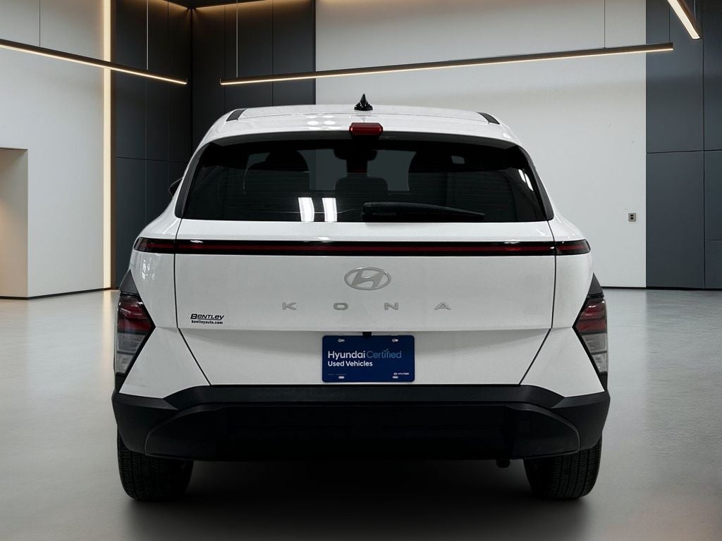 2025 Hyundai KONA SE