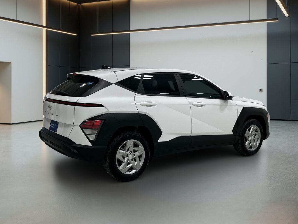 2025 Hyundai KONA SE