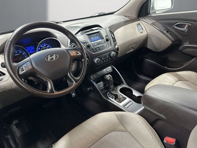 2015 Hyundai TUCSON SE