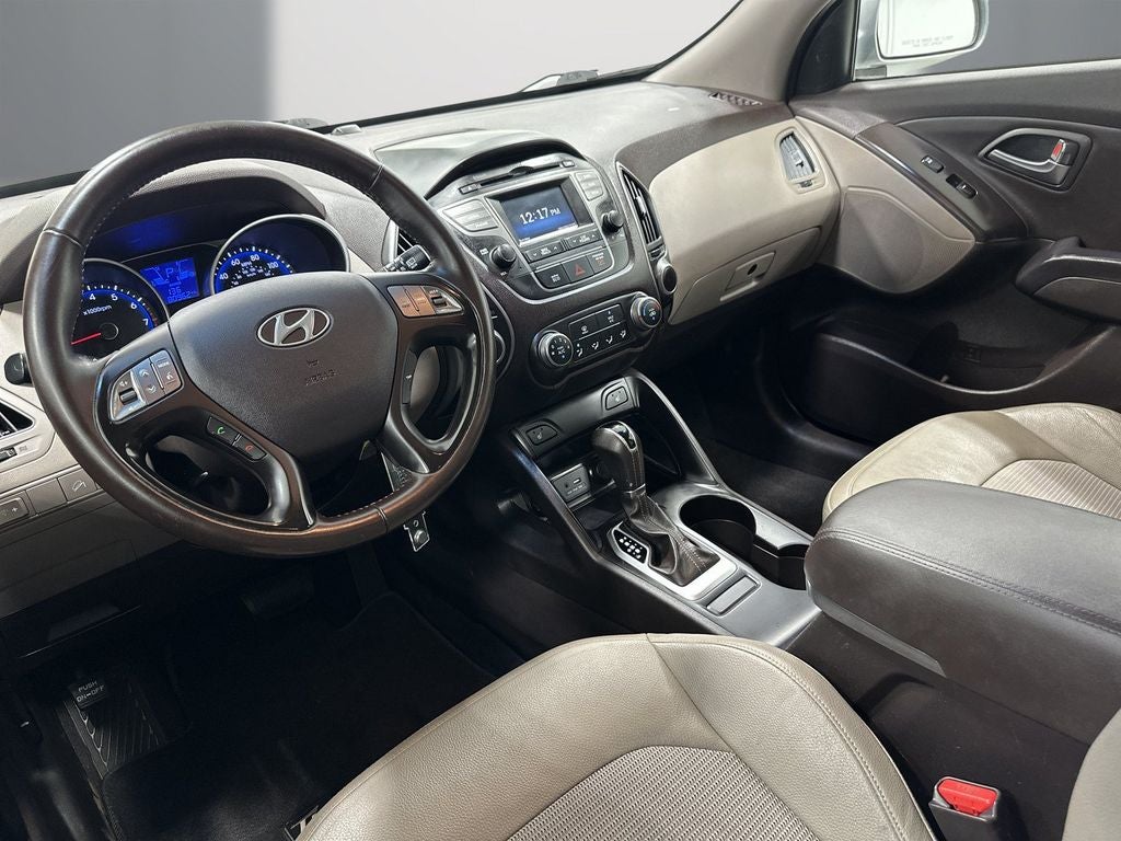 2015 Hyundai TUCSON SE
