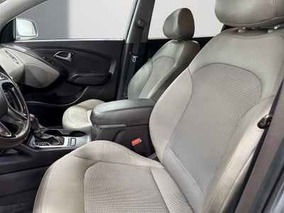 2015 Hyundai TUCSON SE