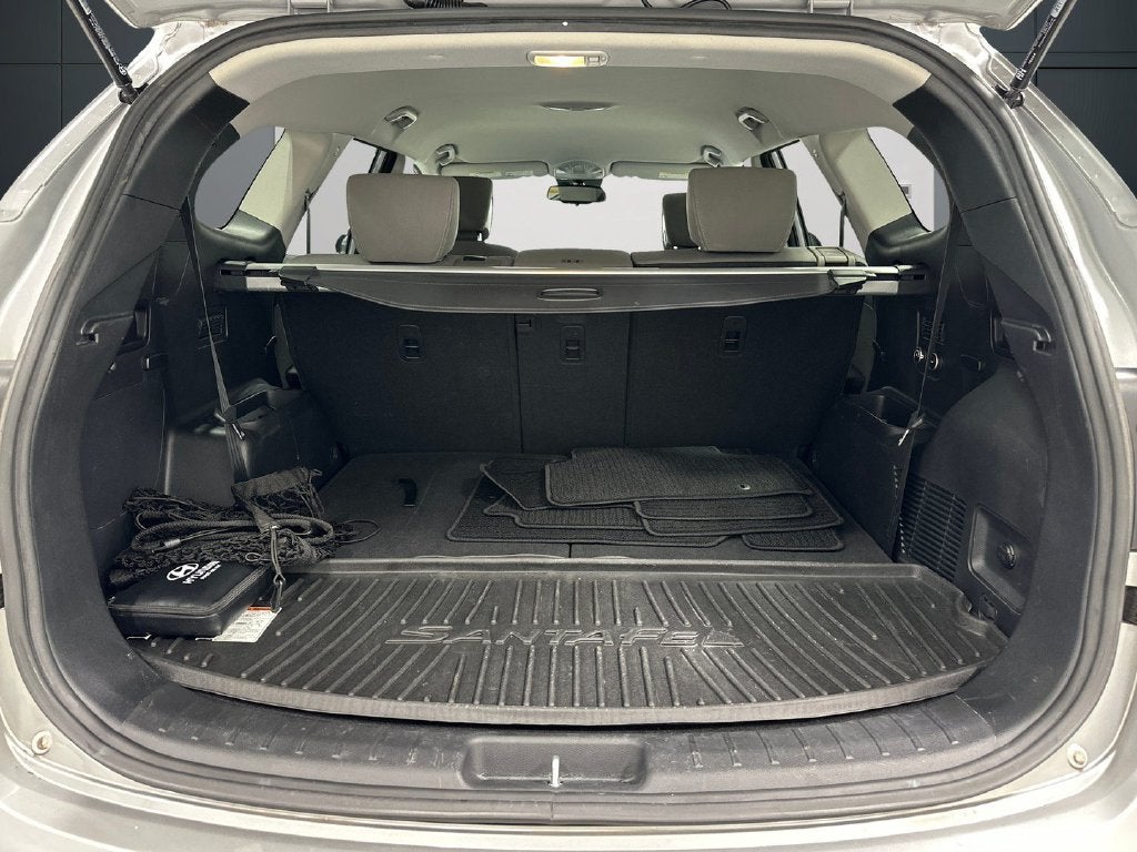2017 Hyundai SANTA FE SE