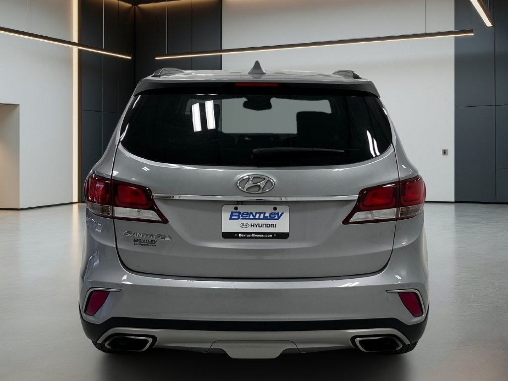 2017 Hyundai SANTA FE SE