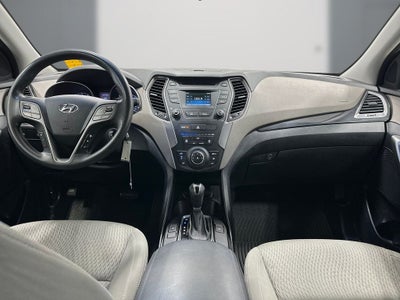 2016 Hyundai SANTA FE SE