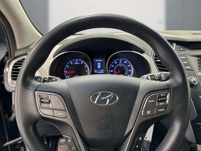 2016 Hyundai SANTA FE SE