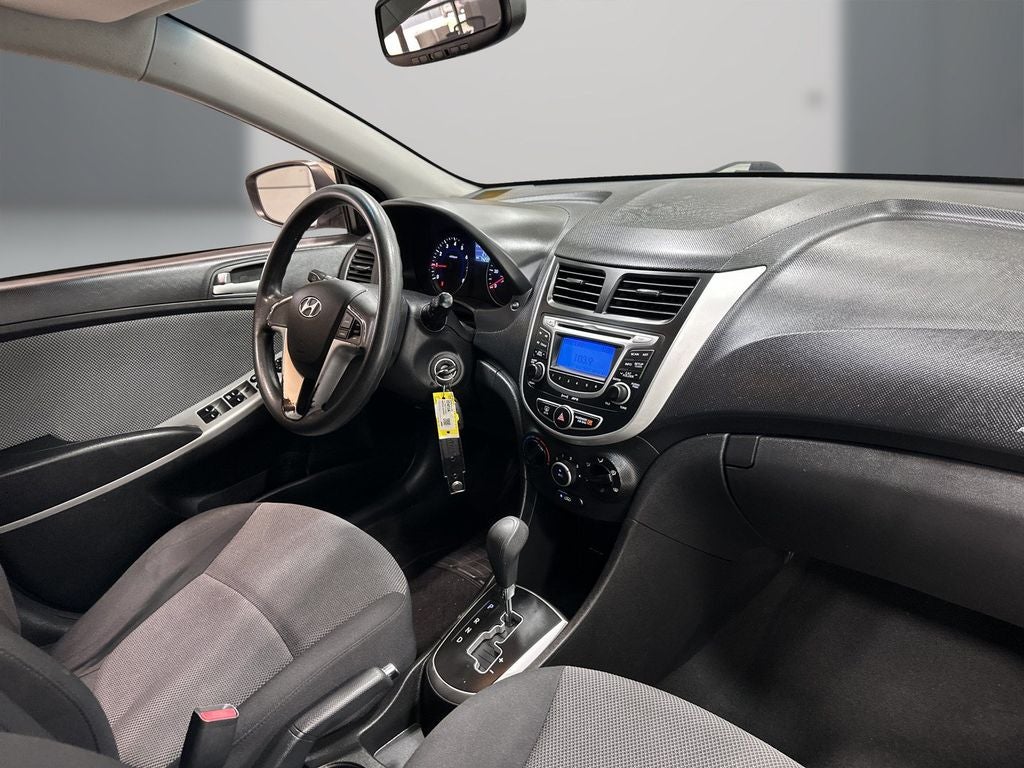2013 Hyundai ACCENT GS