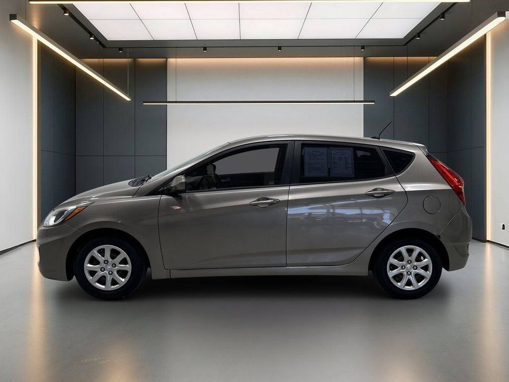 2013 Hyundai ACCENT GS