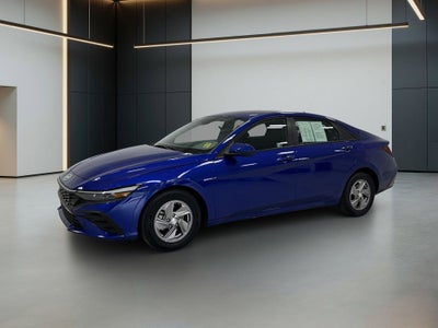 2025 Hyundai ELANTRA SE