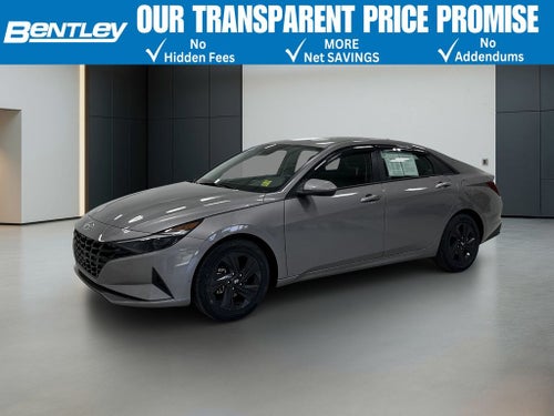 2023 Hyundai ELANTRA SEL