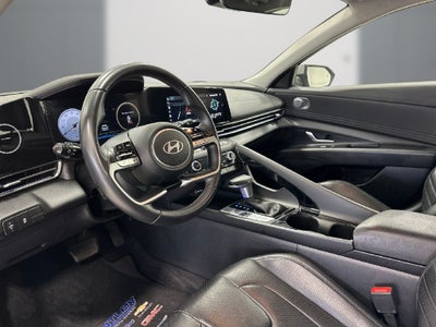 2024 Hyundai ELANTRA Limited