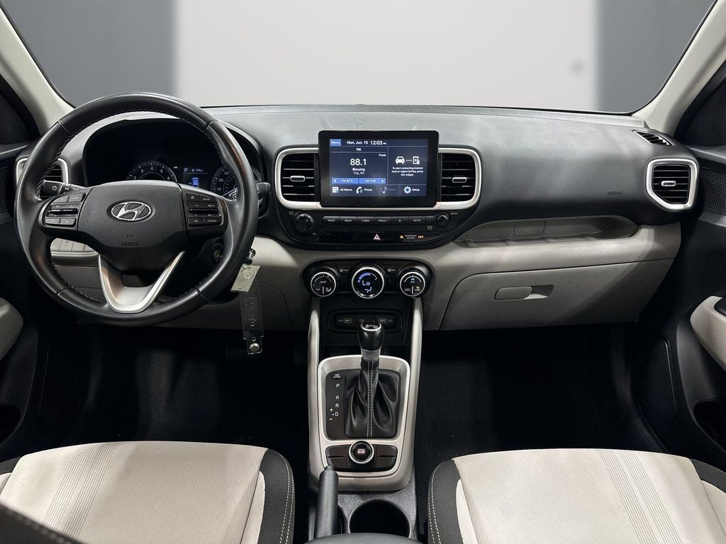 2022 Hyundai VENUE SEL
