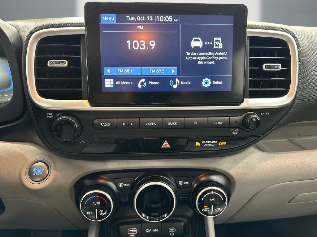 2024 Hyundai VENUE SEL