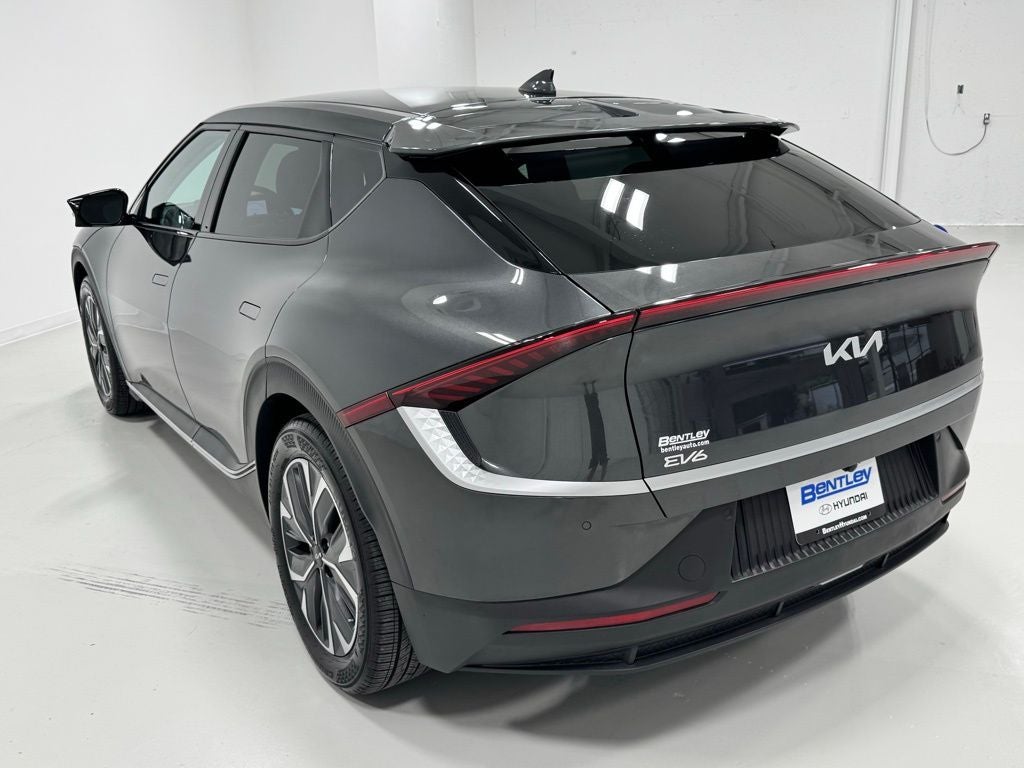 2024 Kia EV6 Light